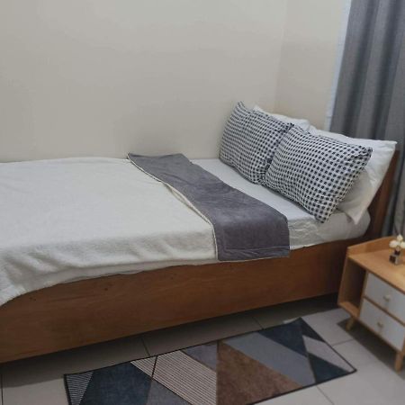 Breeze Residences - 1Br Unit With Balcony -Top Floor Manila Exterior photo