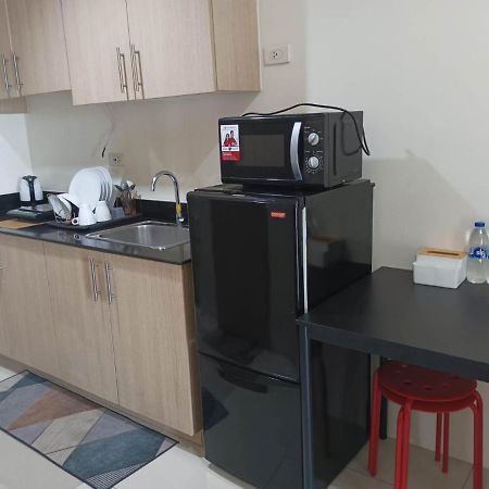 Breeze Residences - 1Br Unit With Balcony -Top Floor Manila Exterior photo
