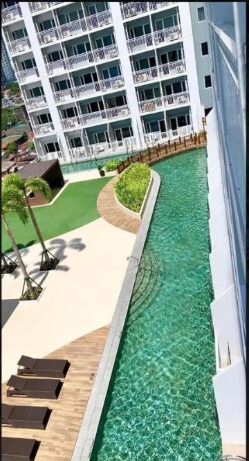 Breeze Residences - 1Br Unit With Balcony -Top Floor Manila Exterior photo